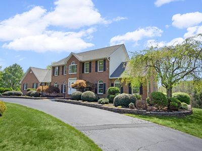 915 Saint Ann Dr