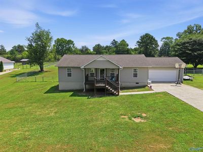 Property at 20 Sydney Dr, Scottsboro, AL