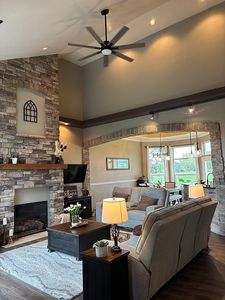 3825 Grand Mesa Dr