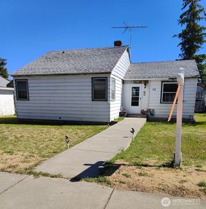 Property at 711 Washington, Davenport, WA