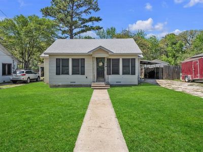 Property at 3017 Pueblo Trl, Lake Worth, TX