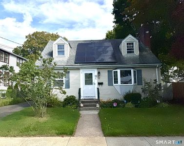 55 Glenbrook Avenue