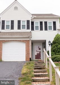 3213 Pinewyn Cir