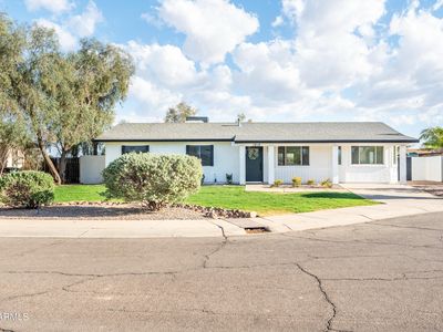 1215 E Ontario Ct