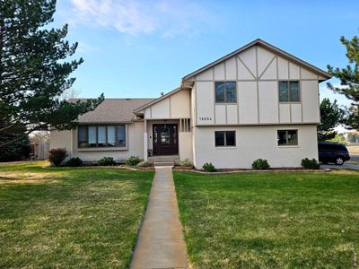 18004 Willow Dr