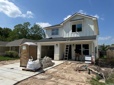 304 W Martindale