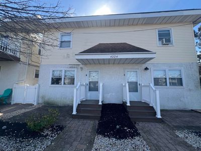 4224 W Brigantine Ave APT 7