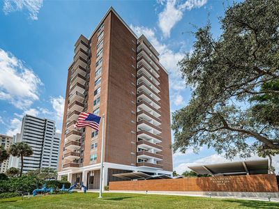 4015 Bayshore Blvd APT 4C