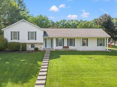 Property at 16 Governeurs Ln, Endicott, NY