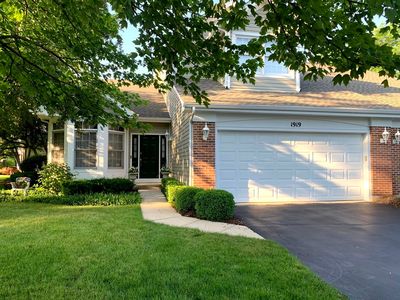 1919 Waverly Cir