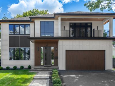 6 Caulfield Cir