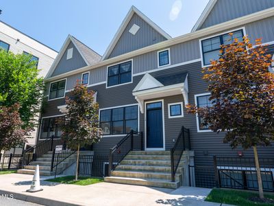 16 Whistler Court