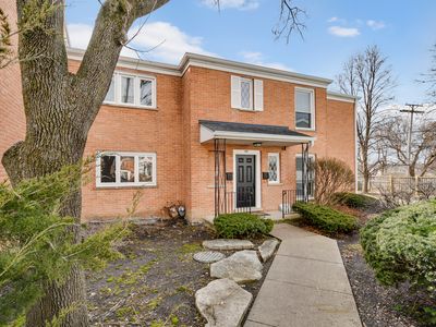 491 Old Surrey Rd APT A