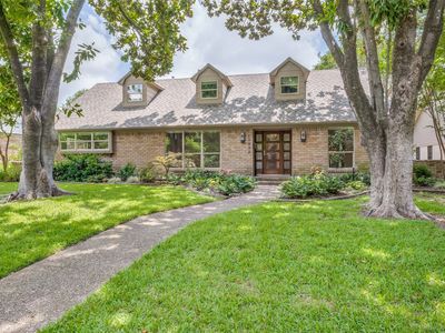 12022 Dixfield Dr
