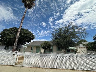 7938 Lindley Ave