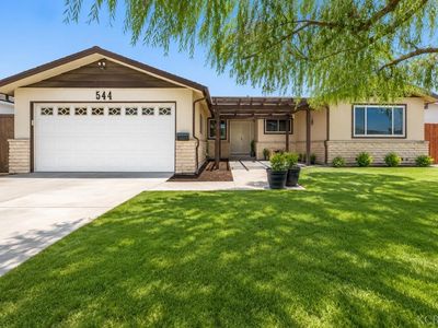 544 Meadow Ln