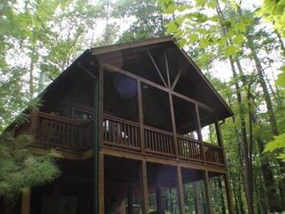 90 Pine Tree Dr