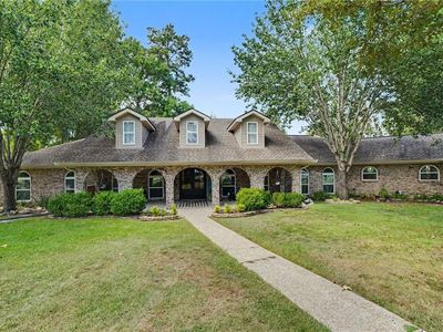 404 Weldon Park Dr