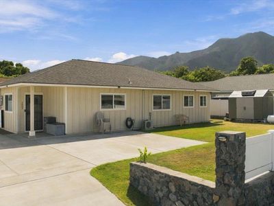 1867 Makahala Pl