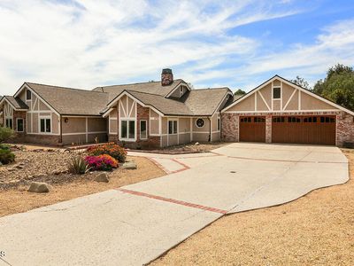 2735 N Los Pinos Cir