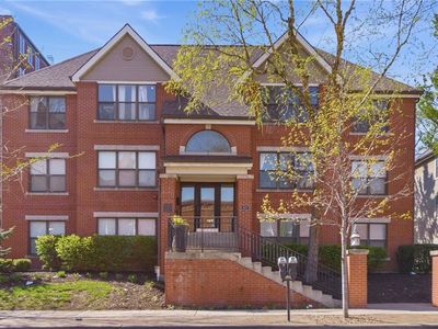 425 W 9th St APT 103