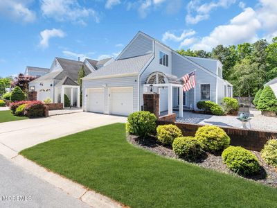 98 Longwood Drive