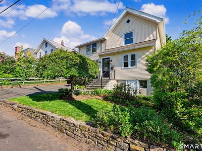276 Bruce Park Avenue