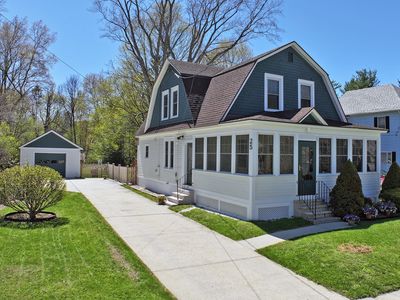 25 Taylor St