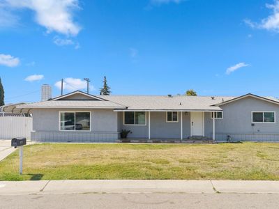 1529 W Wren Avenue