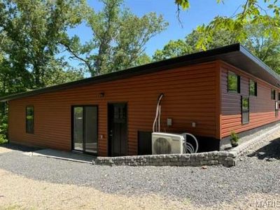 2601 Wayne County 517