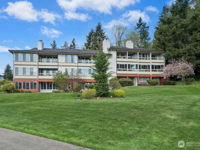 23407 Lakeview Drive #G101