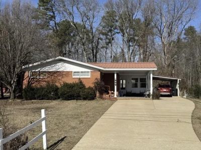 Property at 15 Montgomery St, Belmont, MS
