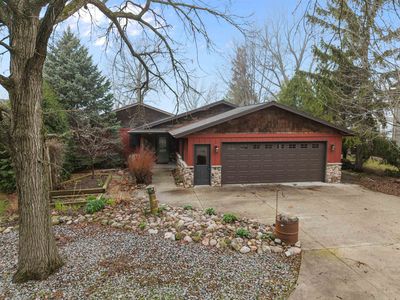 9806 Highland Park Rd