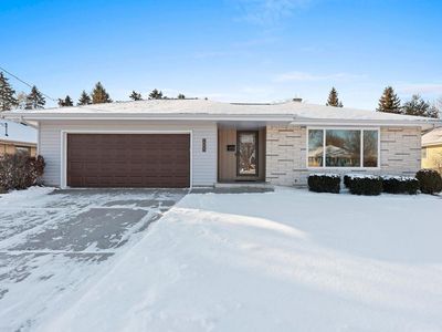 Property at 2003 Richmond AVENUE, Manitowoc, WI