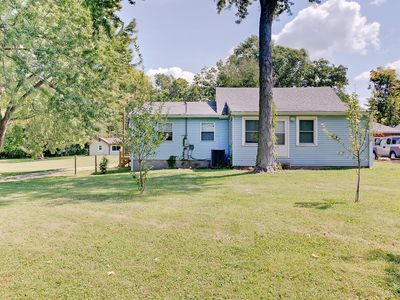 1365 N High School Rd
