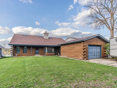 535 Kingston Blvd