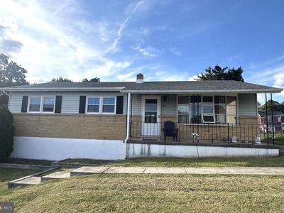 1009 Main St