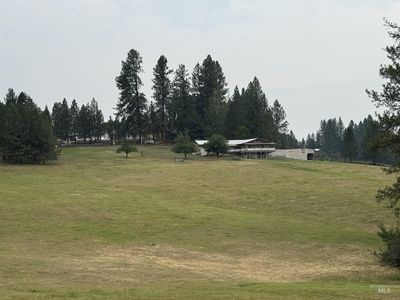 733 Pleasant Valley Rd