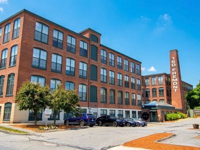 160 Fremont St Unit 317
