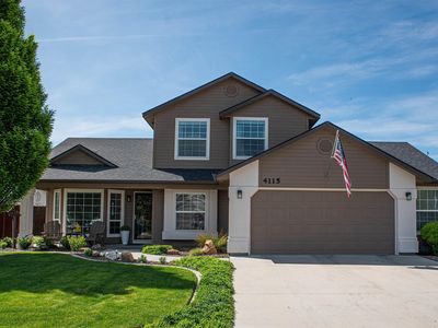 4115 E Jasmine Ct
