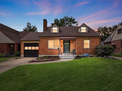 715 Broadmoor Dr