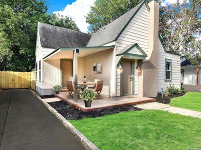 1328 N Center