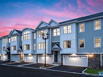 110 Mason Ct #2G