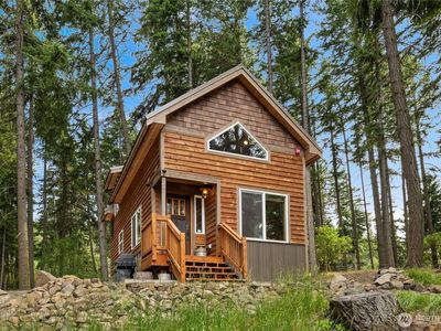 990 Fawn Road