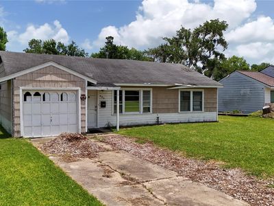 409 Center Way