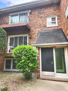 5631 6th Ave APT 2C