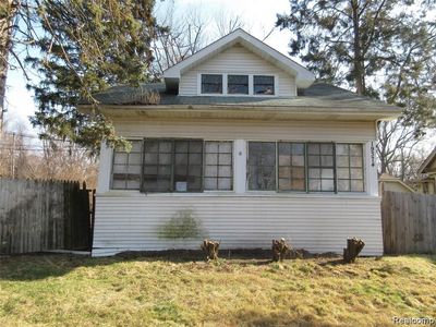 19374 Five Points St