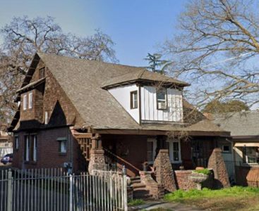 323-321 N Sierra Nevada St