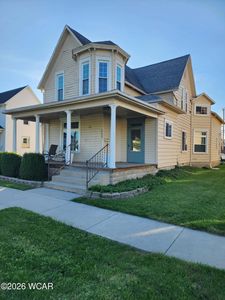 111 N Pearl St