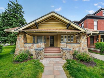 929 W Colfax Ave